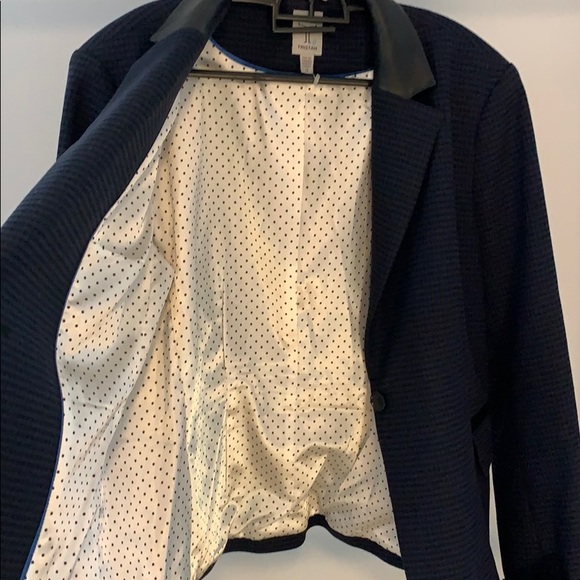 Tristan Blazer - Picture 6 of 7